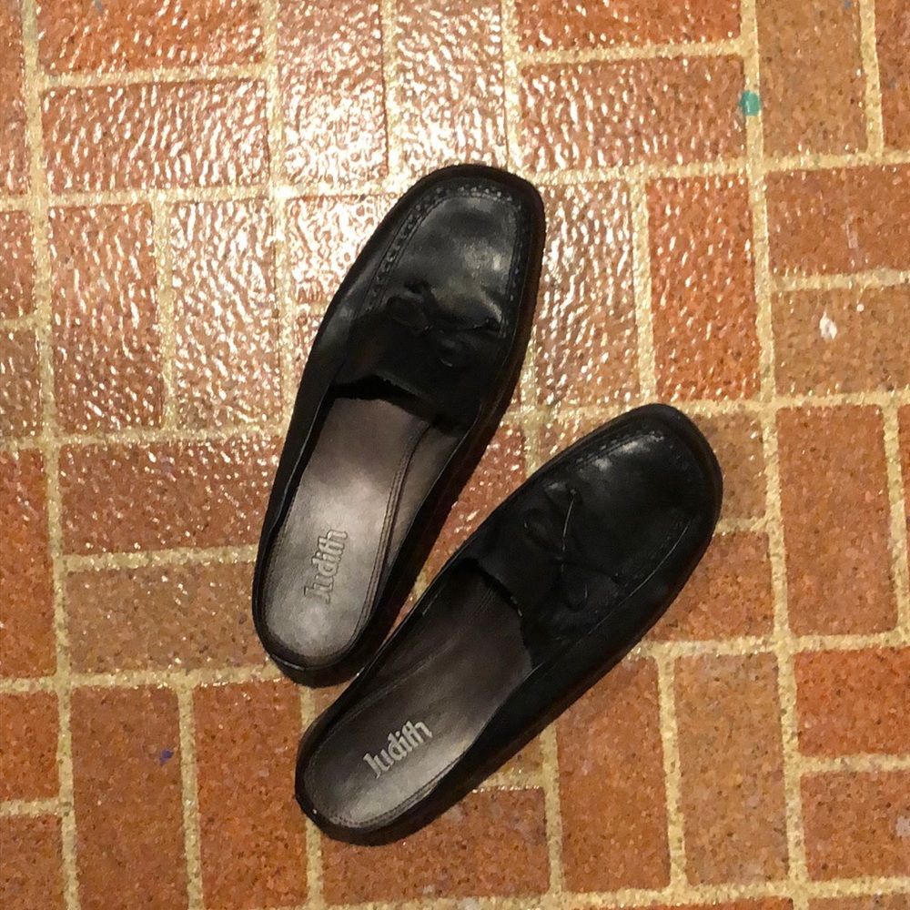 Judith Vintage Black Mules